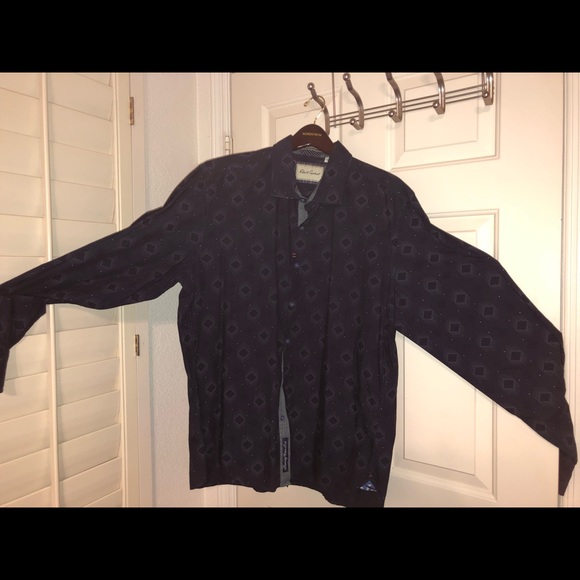 Robert Graham Shirt - Picture 4 of 5